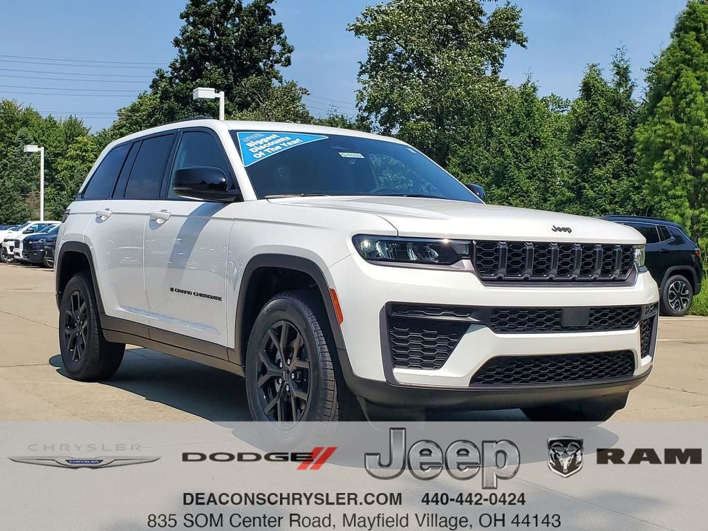 2026 Jeep Grand Cherokee GRAND CHEROKEE LAREDO ALTITUDE 4X4