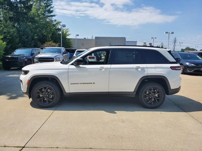 2026 Jeep Grand Cherokee GRAND CHEROKEE LAREDO ALTITUDE 4X4