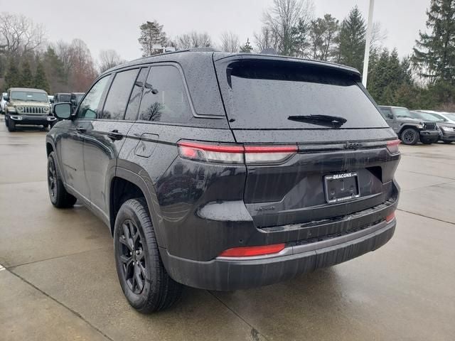 2026 Jeep Grand Cherokee GRAND CHEROKEE LAREDO ALTITUDE 4X4