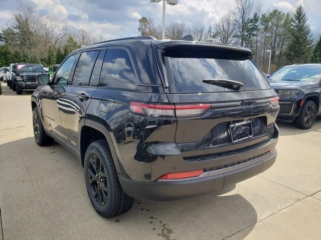 2026 Jeep Grand Cherokee GRAND CHEROKEE LAREDO ALTITUDE 4X4
