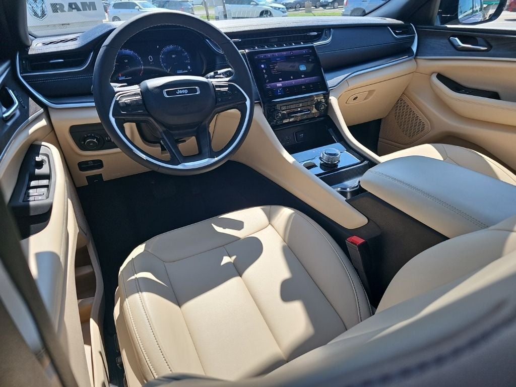 2025 Jeep Grand Cherokee Limited 4x4