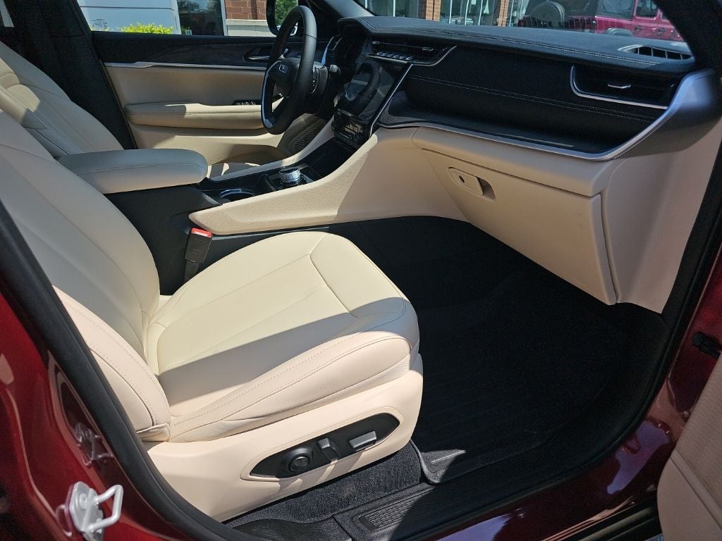 2025 Jeep Grand Cherokee Limited 4x4