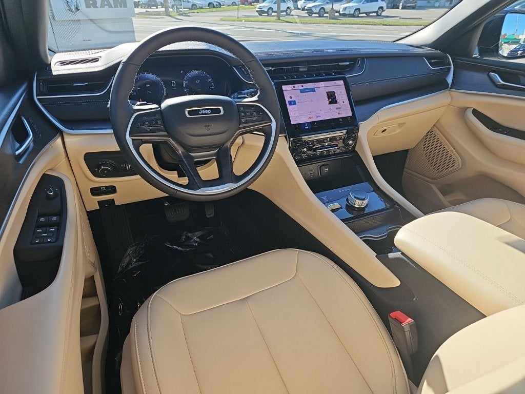 2025 Jeep Grand Cherokee Limited 4x4