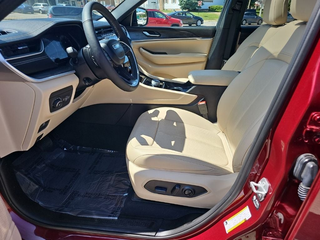2025 Jeep Grand Cherokee Limited 4x4