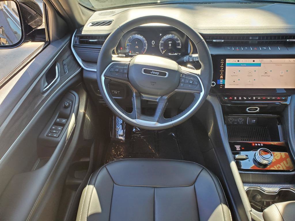 2027 Jeep Grand Cherokee GRAND CHEROKEE LIMITED 4X4