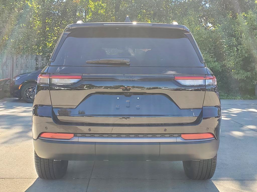 2027 Jeep Grand Cherokee GRAND CHEROKEE LIMITED 4X4