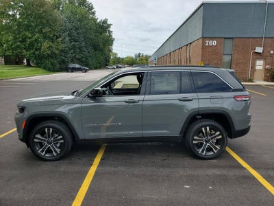 2027 Jeep Grand Cherokee GRAND CHEROKEE LIMITED 4X4