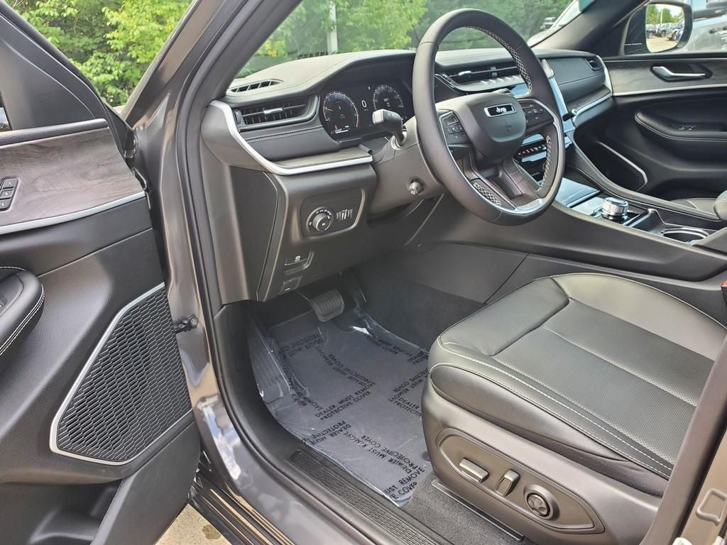 2026 Jeep Grand Cherokee GRAND CHEROKEE LIMITED RESERVE 4X4