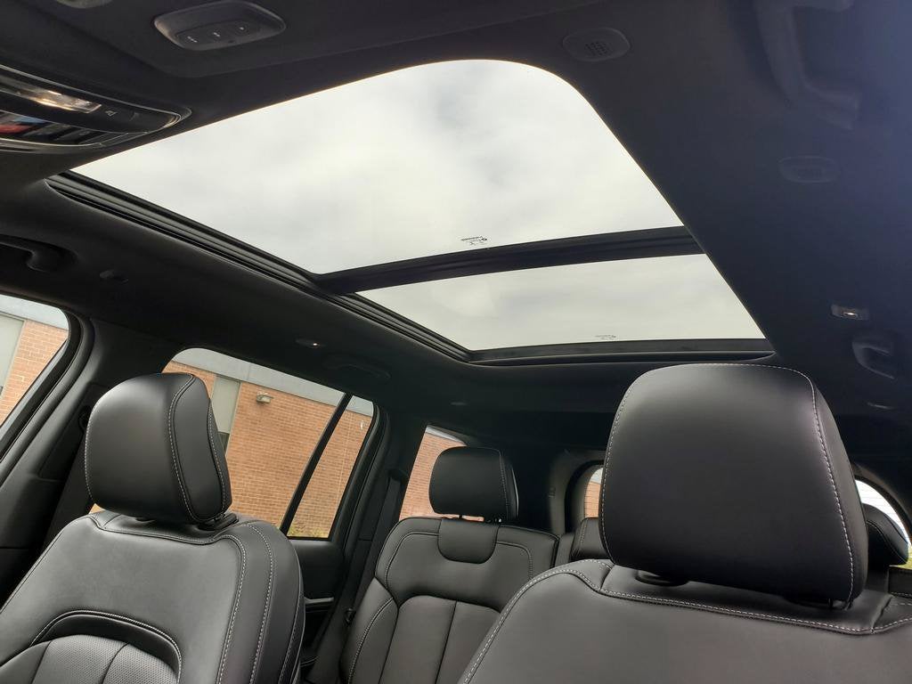 2027 Jeep Grand Cherokee GRAND CHEROKEE LIMITED RESERVE 4X4