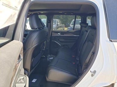 2026 Jeep Grand Cherokee GRAND CHEROKEE LIMITED RESERVE 4X4