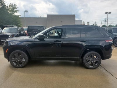 2027 Jeep Grand Cherokee GRAND CHEROKEE LIMITED RESERVE 4X4