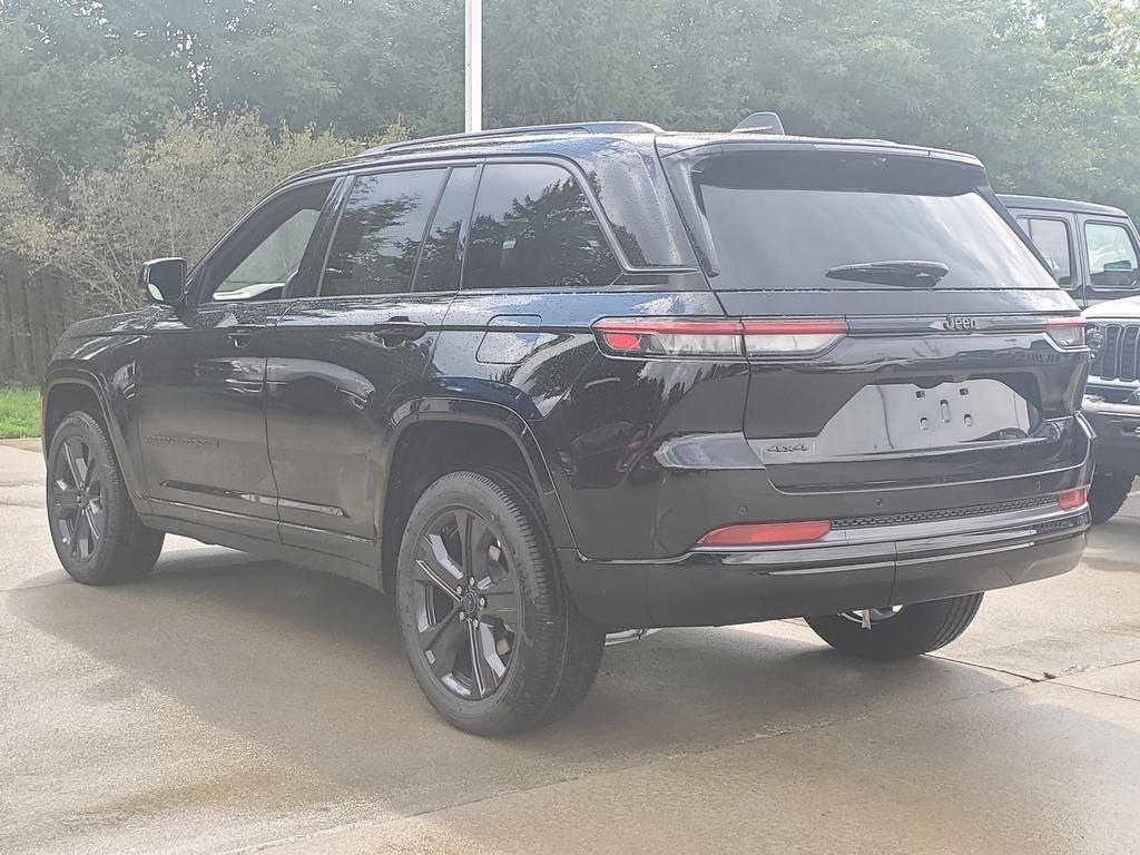 2027 Jeep Grand Cherokee GRAND CHEROKEE LIMITED RESERVE 4X4