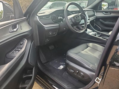 2027 Jeep Grand Cherokee GRAND CHEROKEE LIMITED RESERVE 4X4