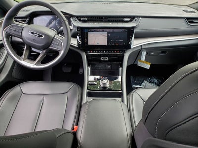 2027 Jeep Grand Cherokee GRAND CHEROKEE LIMITED 4X4