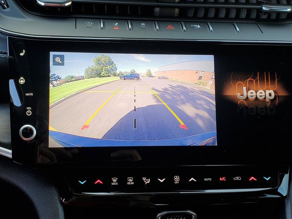 2027 Jeep Grand Cherokee GRAND CHEROKEE LIMITED 4X4