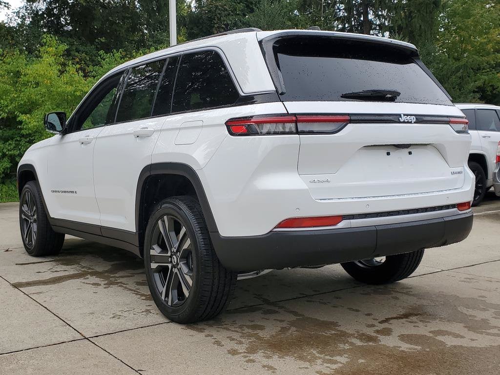 2027 Jeep Grand Cherokee GRAND CHEROKEE LIMITED 4X4