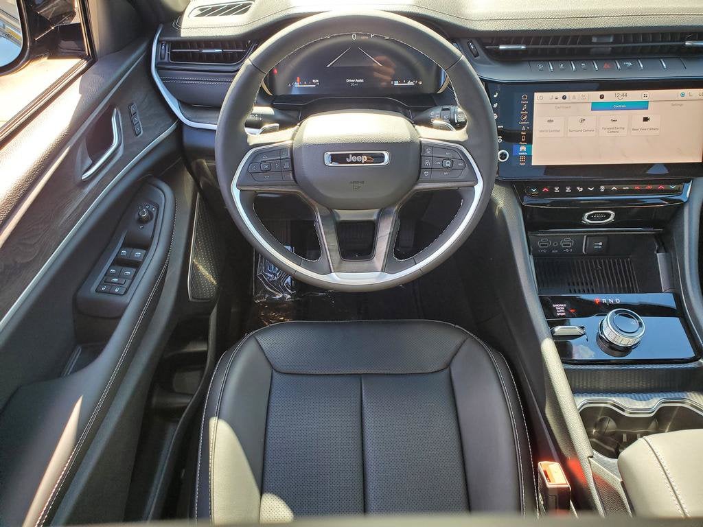 2027 Jeep Grand Cherokee GRAND CHEROKEE LIMITED RESERVE 4X4