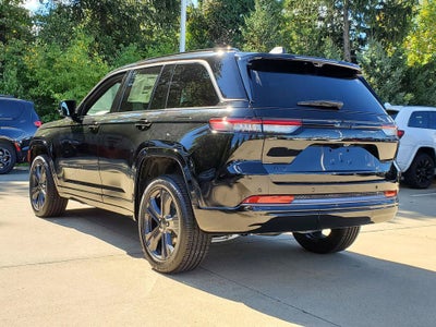 2027 Jeep Grand Cherokee GRAND CHEROKEE LIMITED RESERVE 4X4