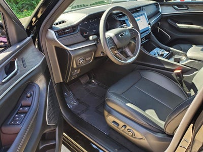 2027 Jeep Grand Cherokee GRAND CHEROKEE LIMITED RESERVE 4X4