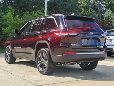 2027 Jeep Grand Cherokee GRAND CHEROKEE LIMITED 4X4