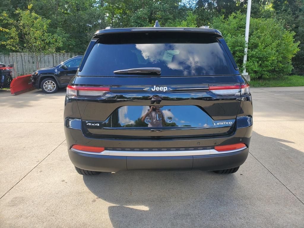 2027 Jeep Grand Cherokee GRAND CHEROKEE LIMITED 4X4