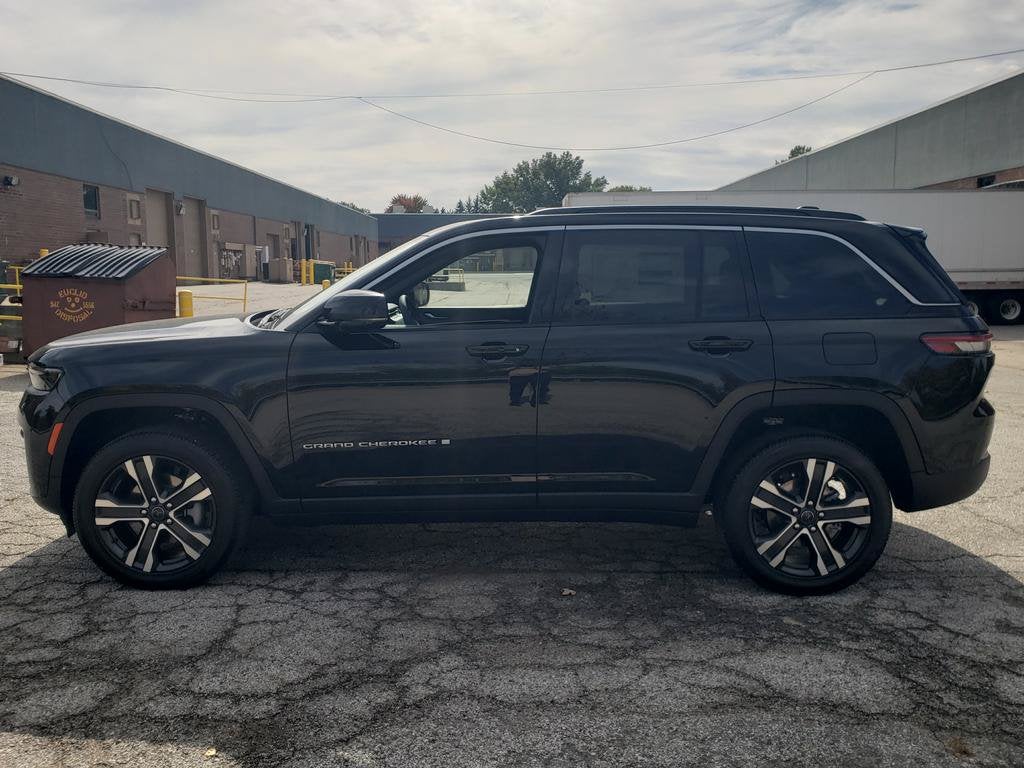 2027 Jeep Grand Cherokee GRAND CHEROKEE LIMITED 4X4