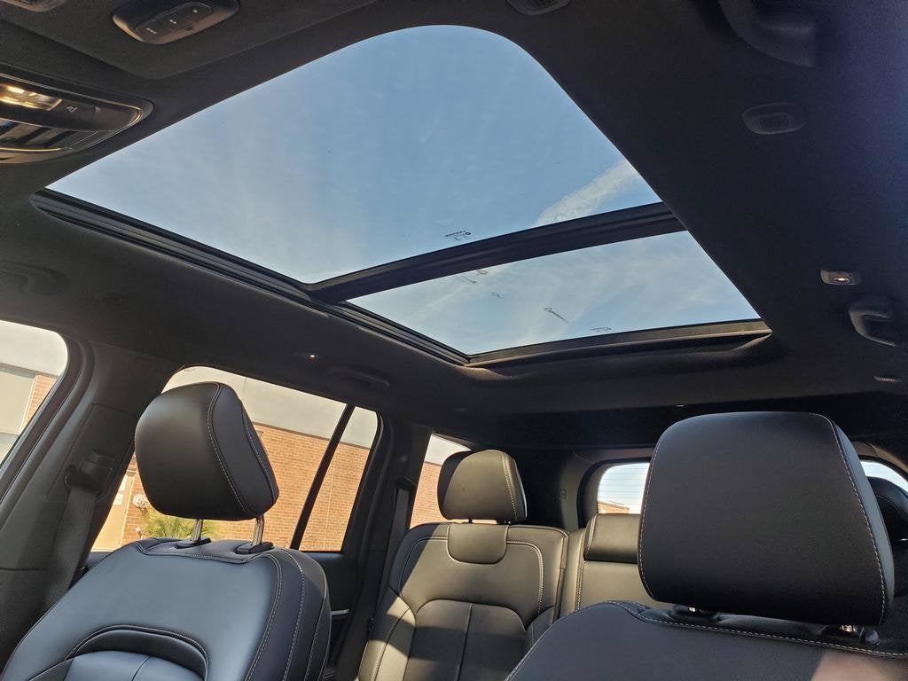 2027 Jeep Grand Cherokee GRAND CHEROKEE LIMITED 4X4