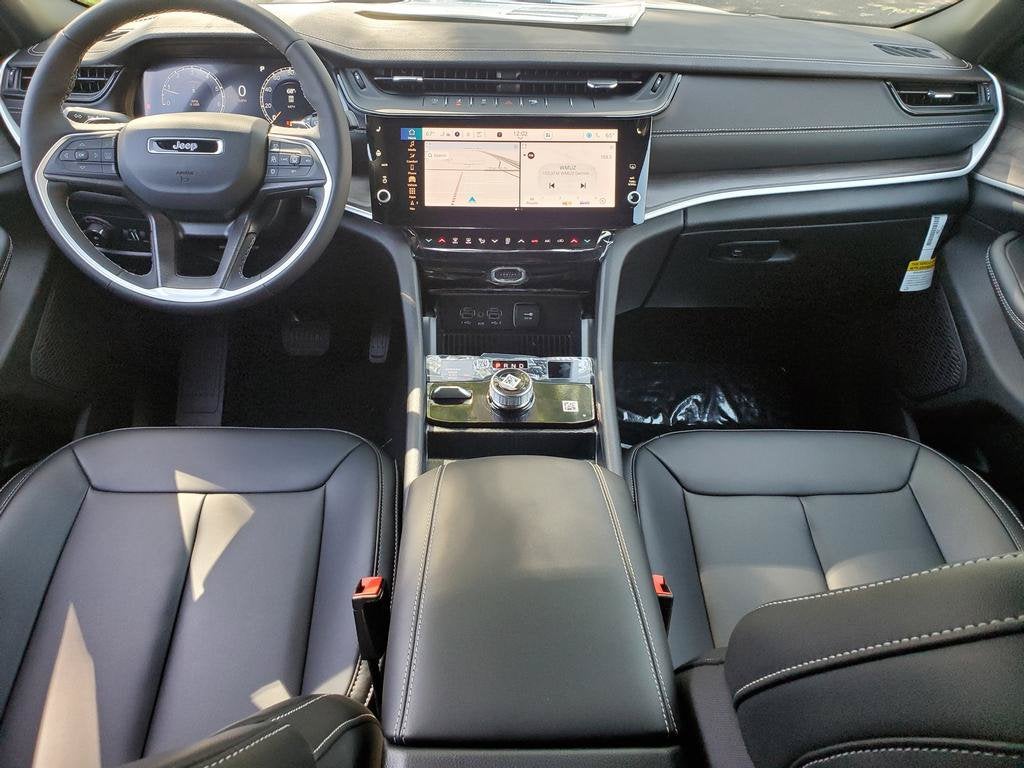 2027 Jeep Grand Cherokee GRAND CHEROKEE LIMITED 4X4