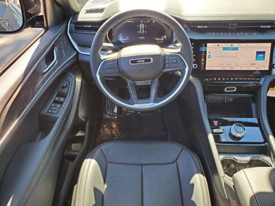 2027 Jeep Grand Cherokee GRAND CHEROKEE LIMITED RESERVE 4X4