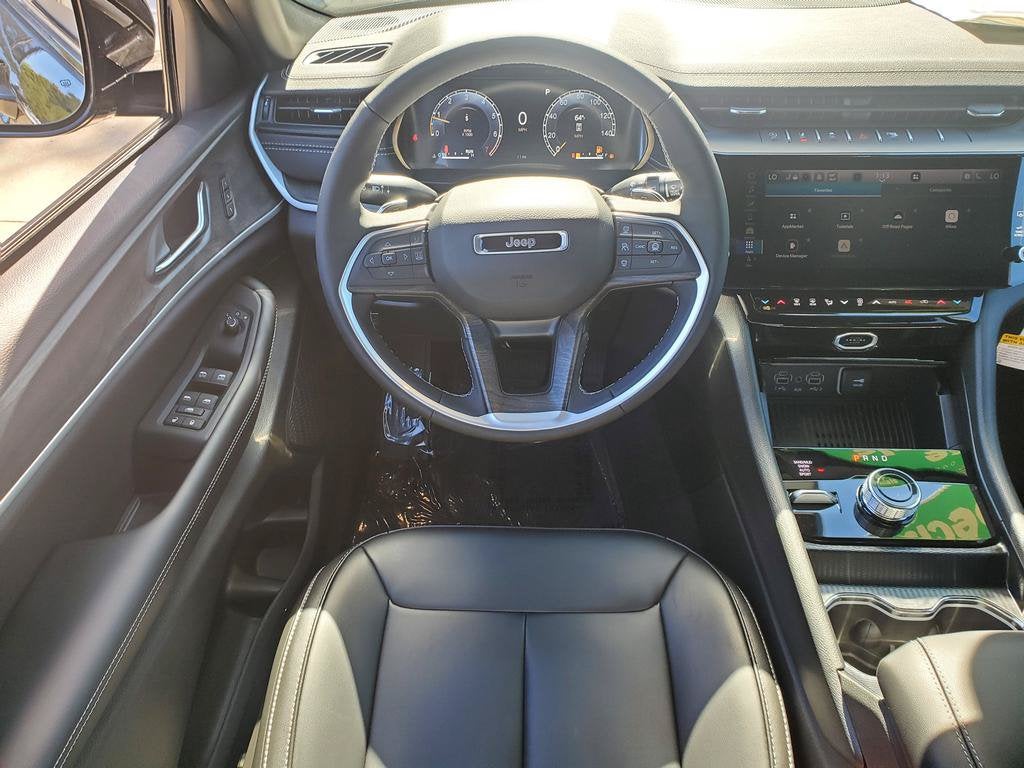 2027 Jeep Grand Cherokee GRAND CHEROKEE LIMITED 4X4