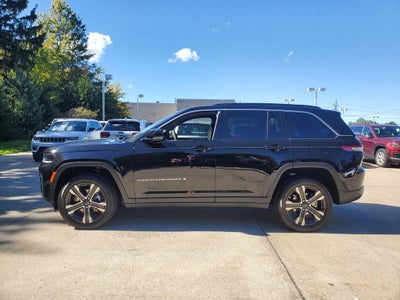 2027 Jeep Grand Cherokee GRAND CHEROKEE LIMITED 4X4