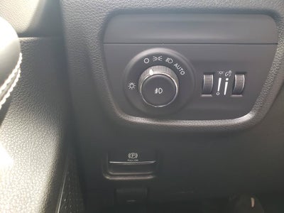 2027 Jeep Grand Cherokee GRAND CHEROKEE LIMITED 4X4