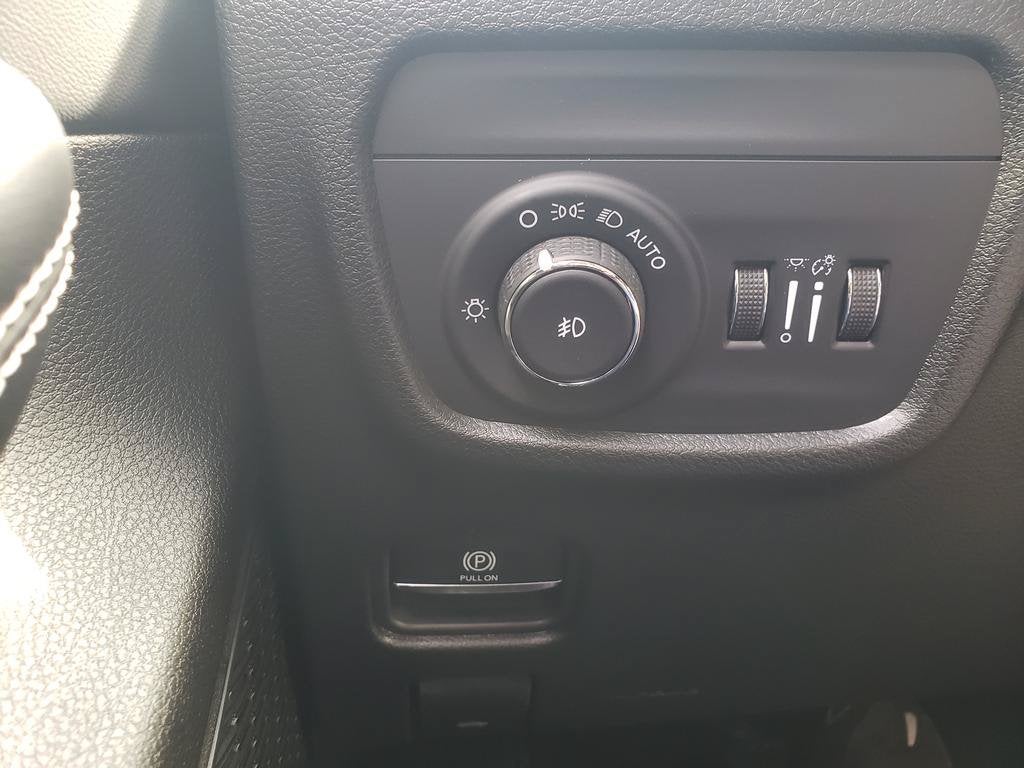 2027 Jeep Grand Cherokee GRAND CHEROKEE LIMITED 4X4