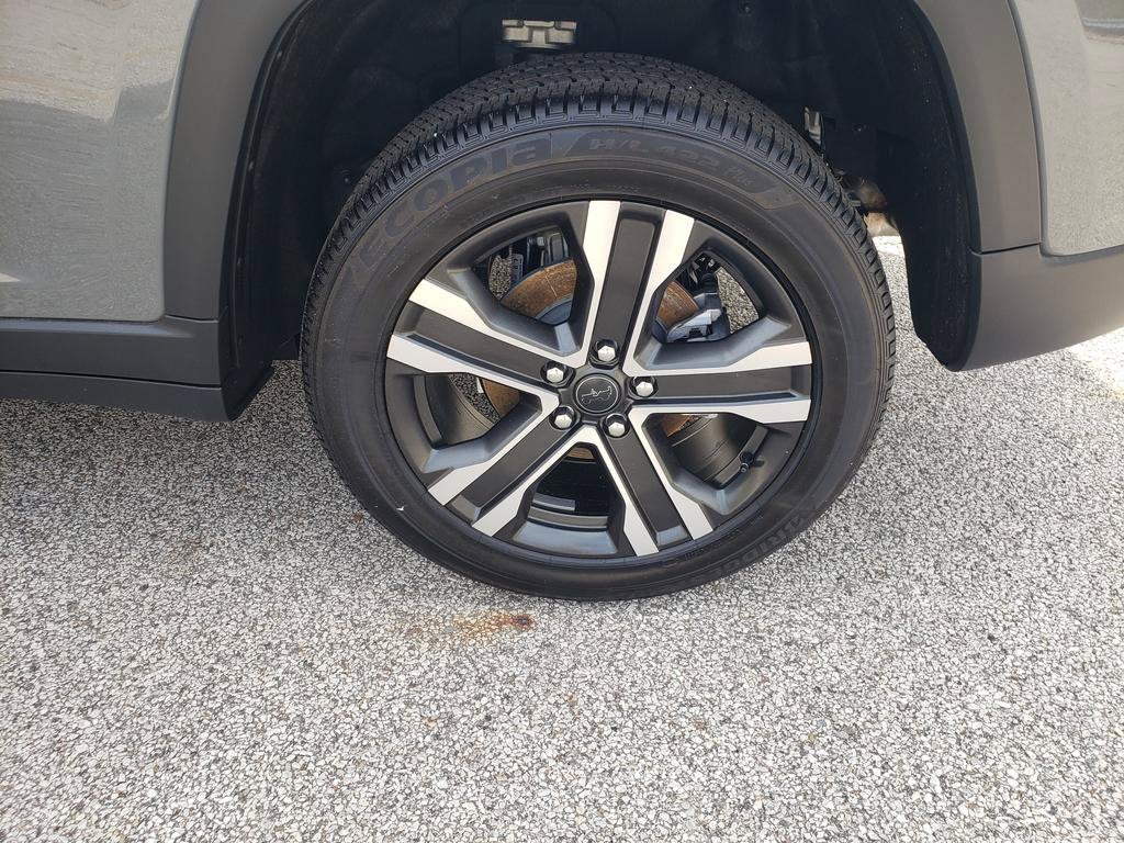 2027 Jeep Grand Cherokee GRAND CHEROKEE LIMITED 4X4