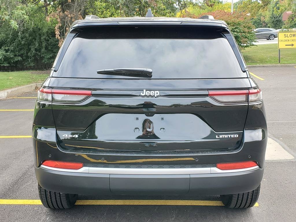 2027 Jeep Grand Cherokee GRAND CHEROKEE LIMITED 4X4