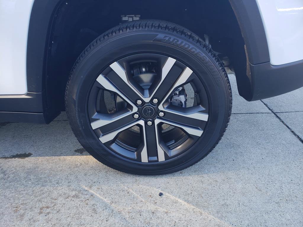2027 Jeep Grand Cherokee GRAND CHEROKEE LIMITED 4X4