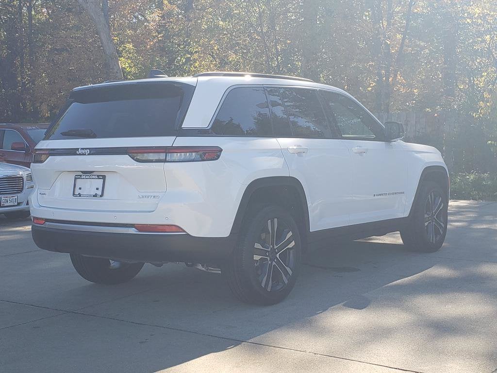 2027 Jeep Grand Cherokee GRAND CHEROKEE LIMITED 4X4