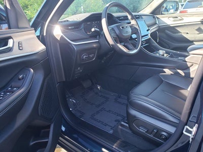 2027 Jeep Grand Cherokee GRAND CHEROKEE LIMITED 4X4