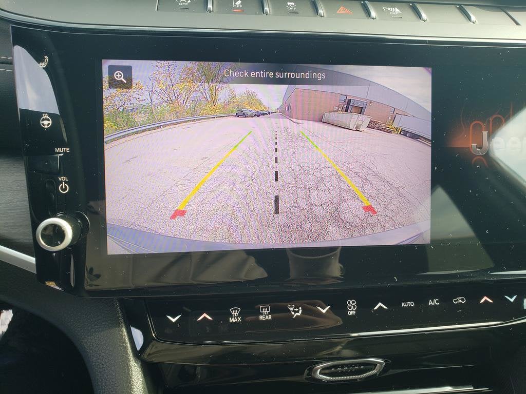 2027 Jeep Grand Cherokee GRAND CHEROKEE LIMITED 4X4