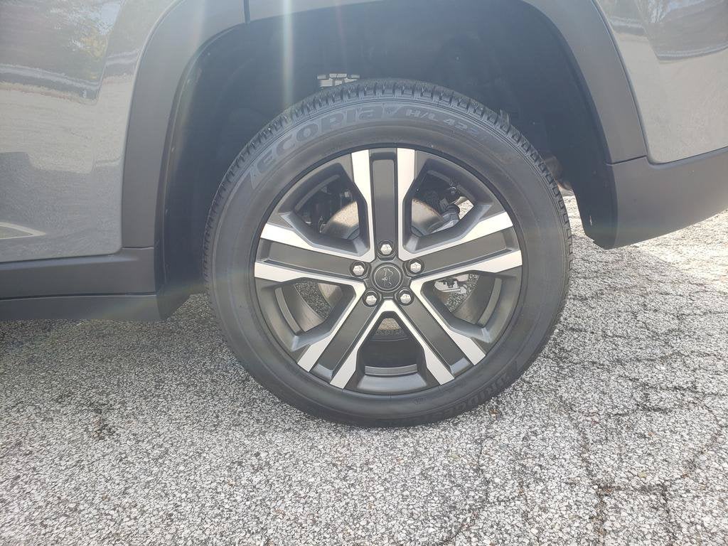 2027 Jeep Grand Cherokee GRAND CHEROKEE LIMITED 4X4