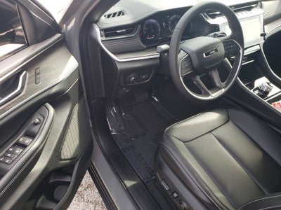 2027 Jeep Grand Cherokee GRAND CHEROKEE LIMITED 4X4