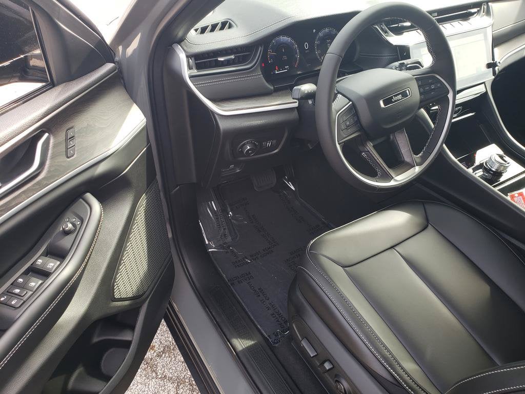 2027 Jeep Grand Cherokee GRAND CHEROKEE LIMITED 4X4