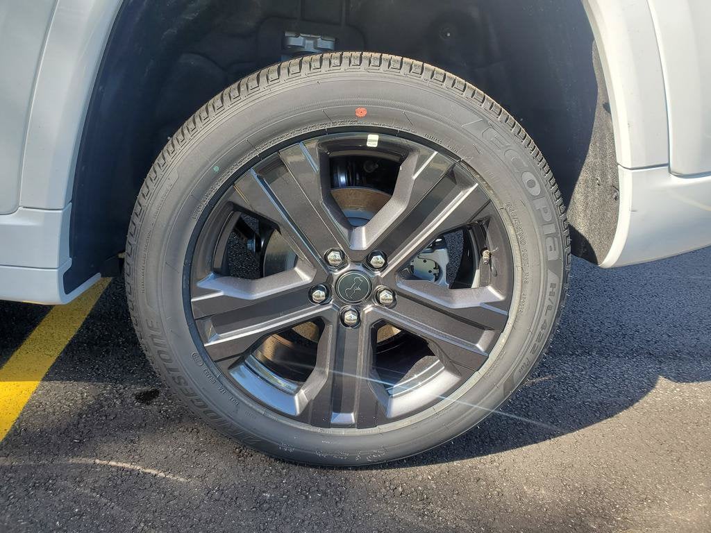 2027 Jeep Grand Cherokee GRAND CHEROKEE LIMITED RESERVE 4X4