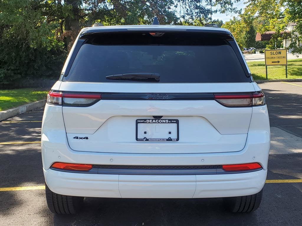 2027 Jeep Grand Cherokee GRAND CHEROKEE LIMITED RESERVE 4X4