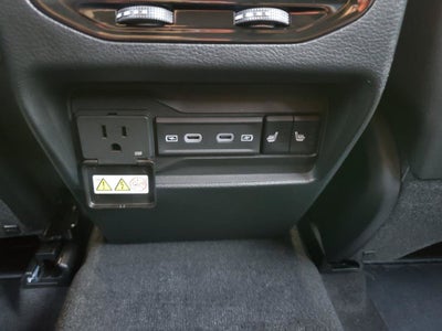 2027 Jeep Grand Cherokee GRAND CHEROKEE LIMITED RESERVE 4X4