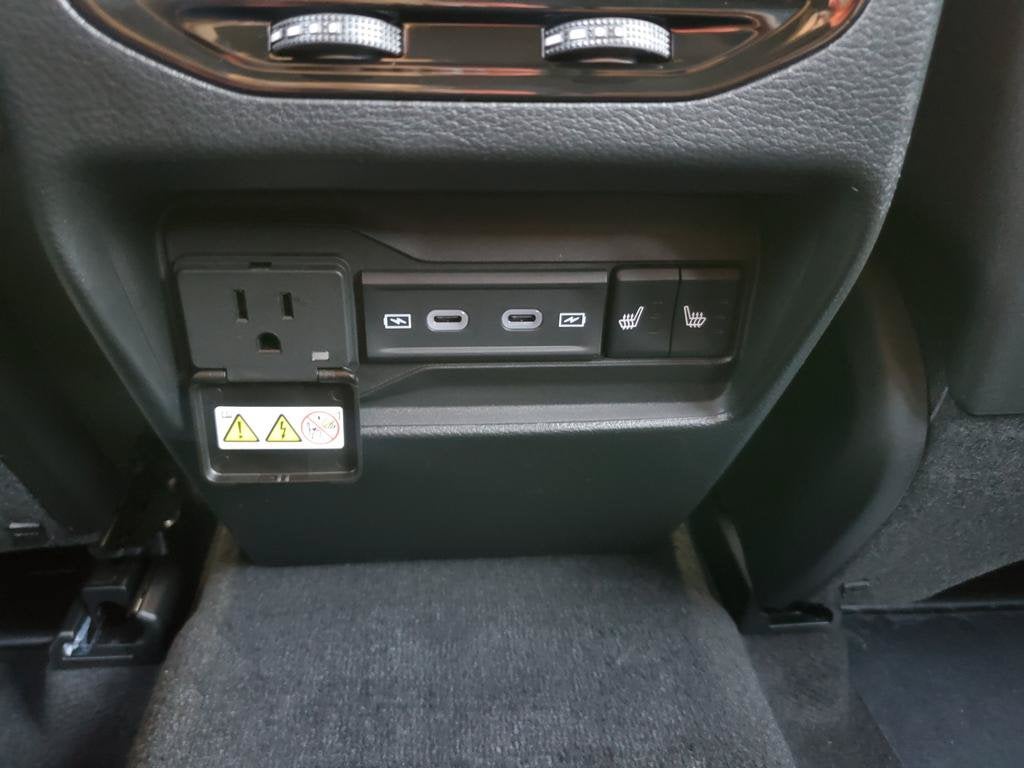2027 Jeep Grand Cherokee GRAND CHEROKEE LIMITED RESERVE 4X4