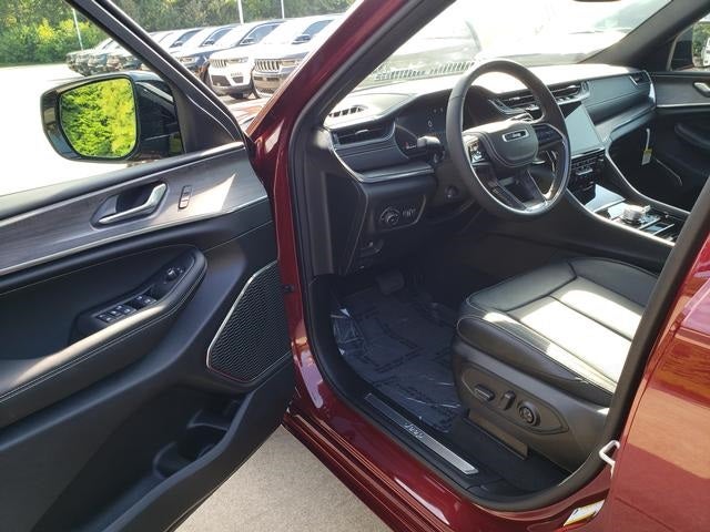 2025 Jeep Grand Cherokee GRAND CHEROKEE OVERLAND 4X4