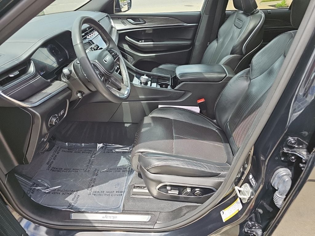 2024 Jeep Grand Cherokee Overland 4x4