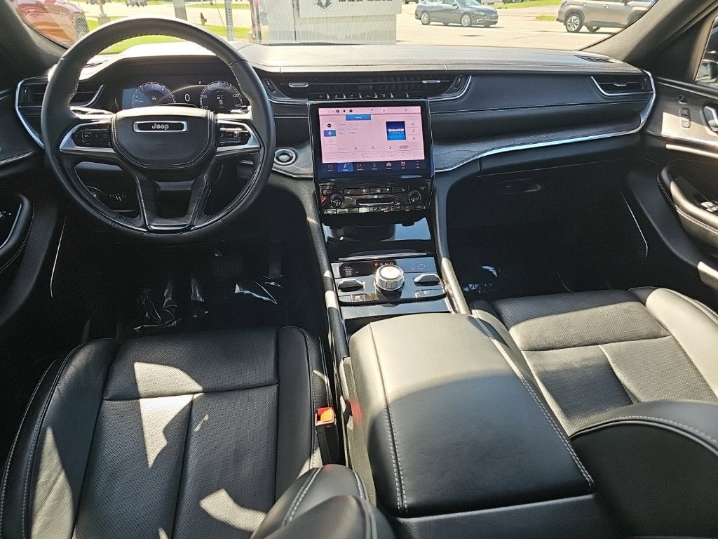 2025 Jeep Grand Cherokee Overland 4x4