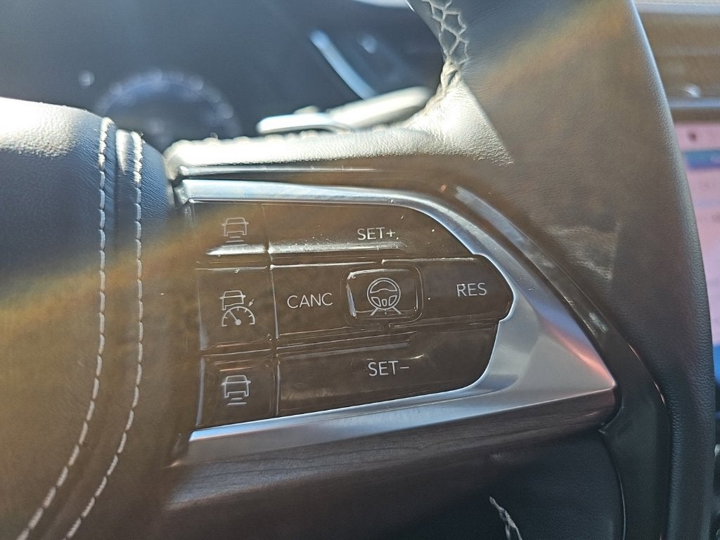 2025 Jeep Grand Cherokee Overland 4x4